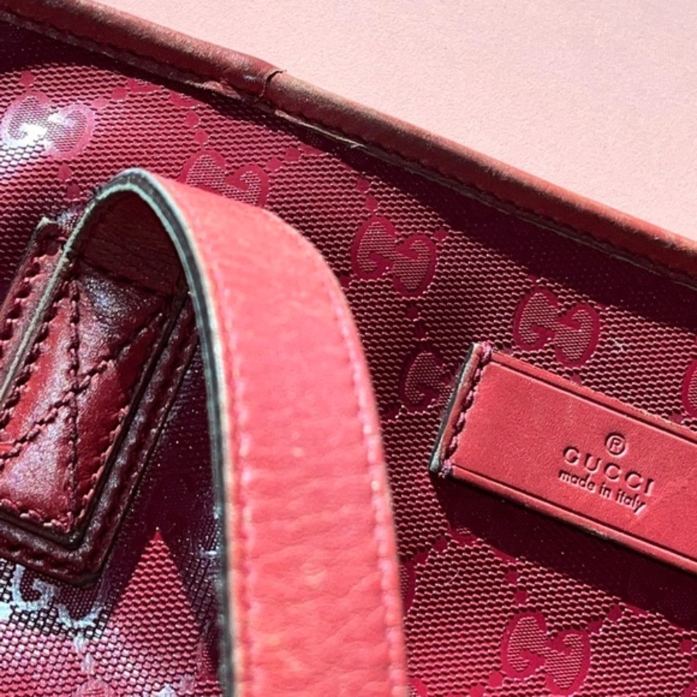 Gucci: Supreme GG Imprime Joy PVC Leather Tote Bag Tote Bag (pink/ red) - Picture 10 of 17